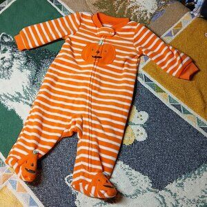 Just One You by Carter's Newborn NB Infant Baby Pumpkin Halloween Onesie Footies